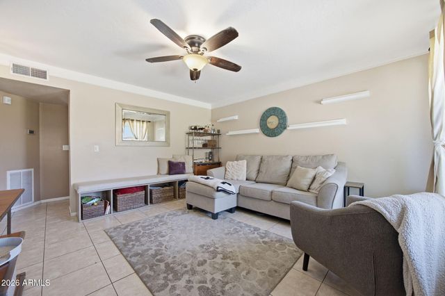 8457 E MONTEBELLO Avenue, Scottsdale, AZ 85250