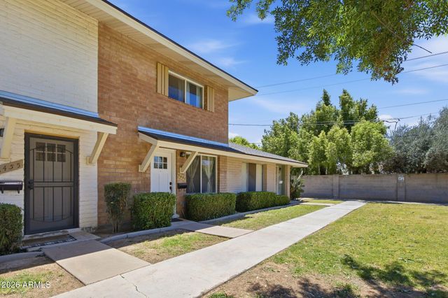 8457 E MONTEBELLO Avenue, Scottsdale, AZ 85250