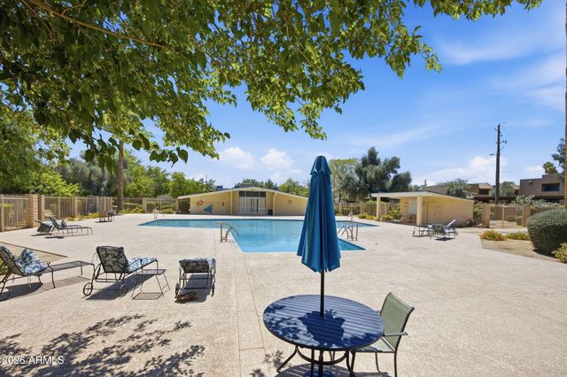 8457 E MONTEBELLO Avenue, Scottsdale, AZ 85250