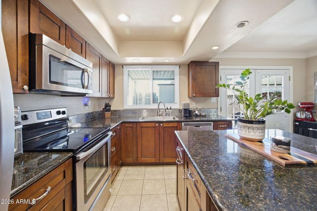 8457 E MONTEBELLO Avenue, Scottsdale, AZ 85250