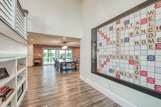 11735 E Santa Ana Avenue, Clovis, CA 93619