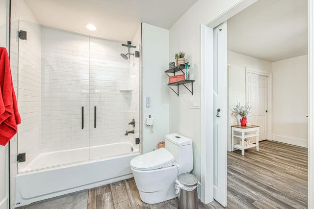 11735 E Santa Ana Avenue, Clovis, CA 93619