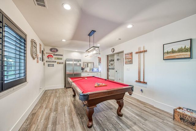 11735 E Santa Ana Avenue, Clovis, CA 93619