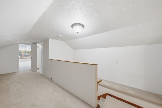 667 Wheelock Parkway W, Saint Paul, MN 55117