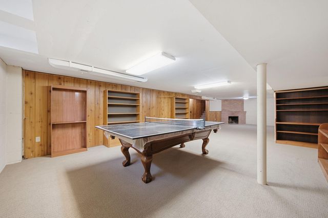 667 Wheelock Parkway W, Saint Paul, MN 55117