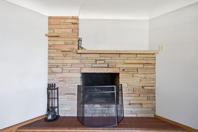 667 Wheelock Parkway W, Saint Paul, MN 55117
