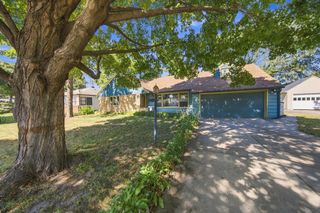 667 Wheelock Parkway W, Saint Paul, MN 55117
