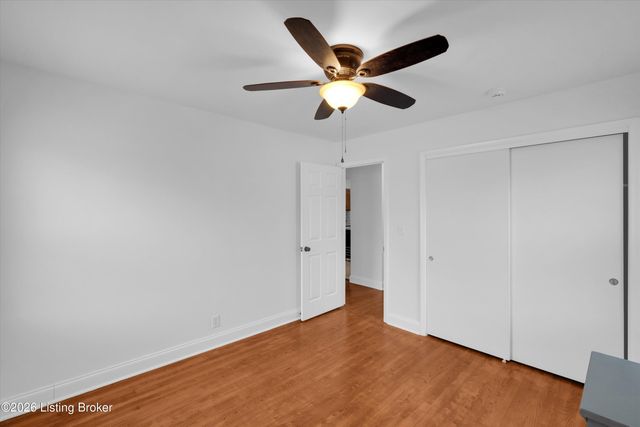 7506 Beechdale Rd, Crestwood, KY 40014