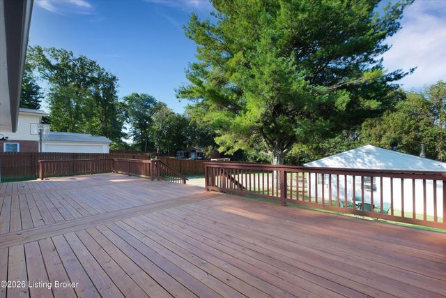7506 Beechdale Rd, Crestwood, KY 40014