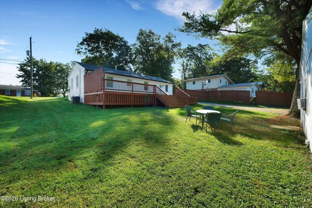 7506 Beechdale Rd, Crestwood, KY 40014