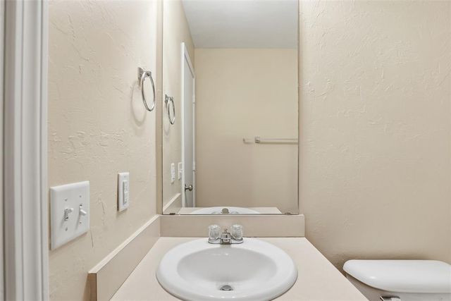 2805 Fennel Road, Canadian, OK 73128