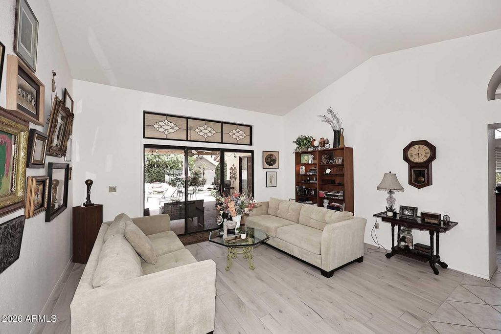 17036 E DE ANZA Drive, Fountain Hills, AZ 85268 — photo 4