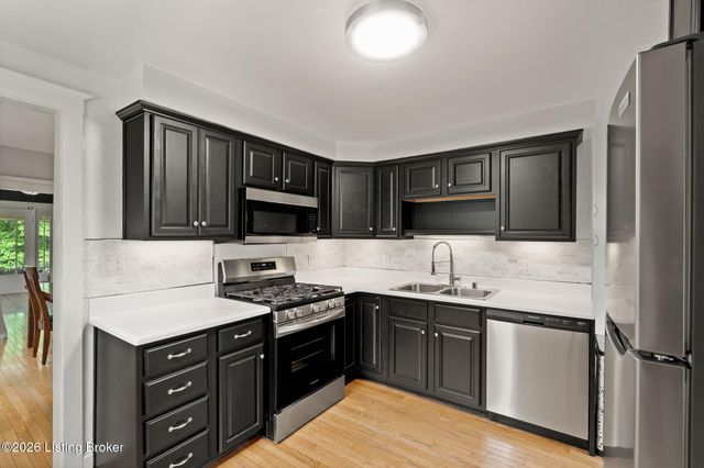 128 Blackburn Ave, Louisville, KY 40206