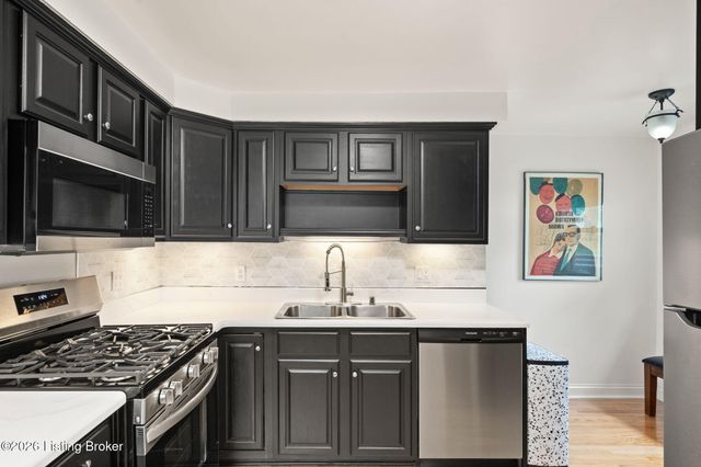 128 Blackburn Ave, Louisville, KY 40206