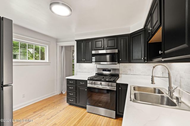 128 Blackburn Ave, Louisville, KY 40206