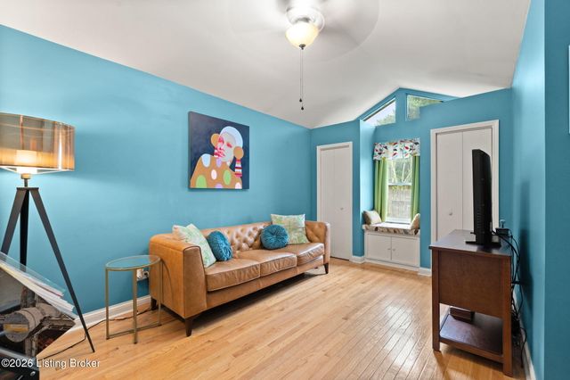 128 Blackburn Ave, Louisville, KY 40206