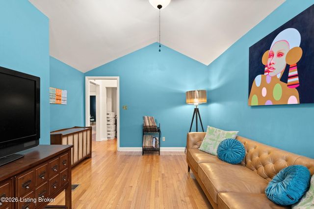 128 Blackburn Ave, Louisville, KY 40206