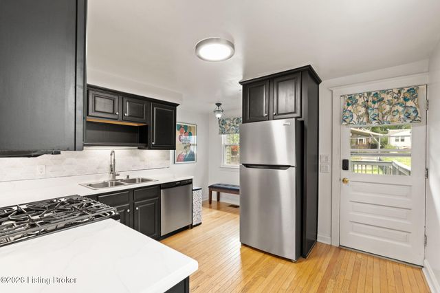 128 Blackburn Ave, Louisville, KY 40206