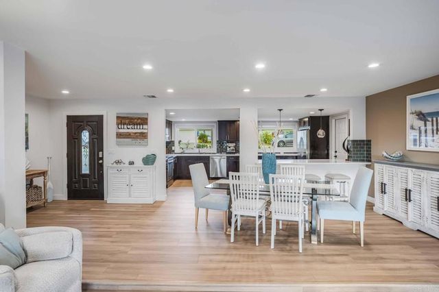 2203 Cameo Road, Carlsbad, CA 92008