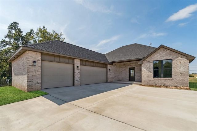 20202 NE 22nd Street, Harrah, OK 73045