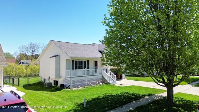 422 Coventry Lane, Mason, MI 48854