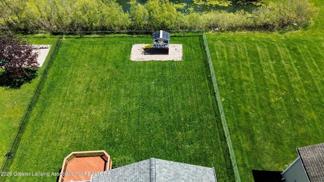 422 Coventry Lane, Mason, MI 48854