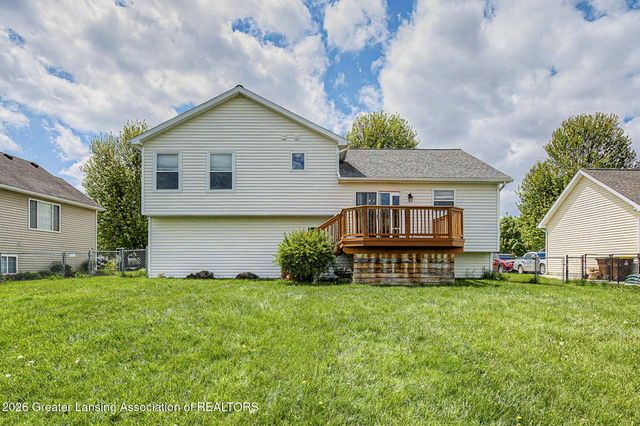 422 Coventry Lane, Mason, MI 48854