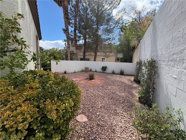 9712 English Saddle Circle, Las Vegas, NV 89117