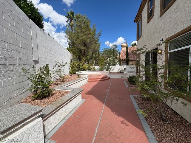 9712 English Saddle Circle, Las Vegas, NV 89117