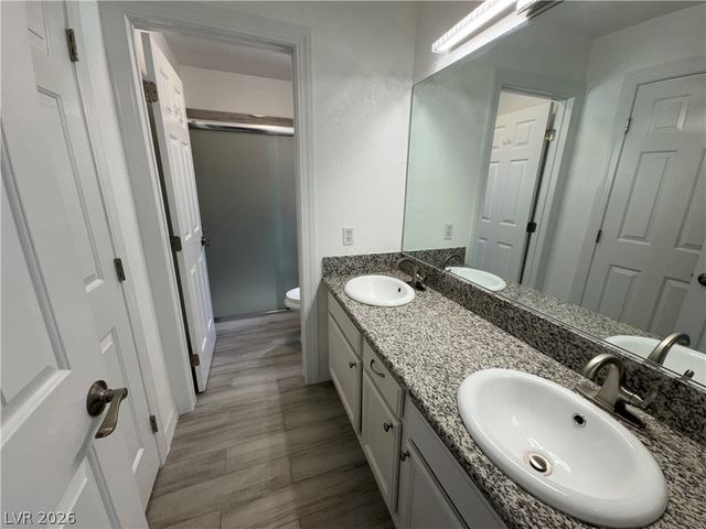 9712 English Saddle Circle, Las Vegas, NV 89117