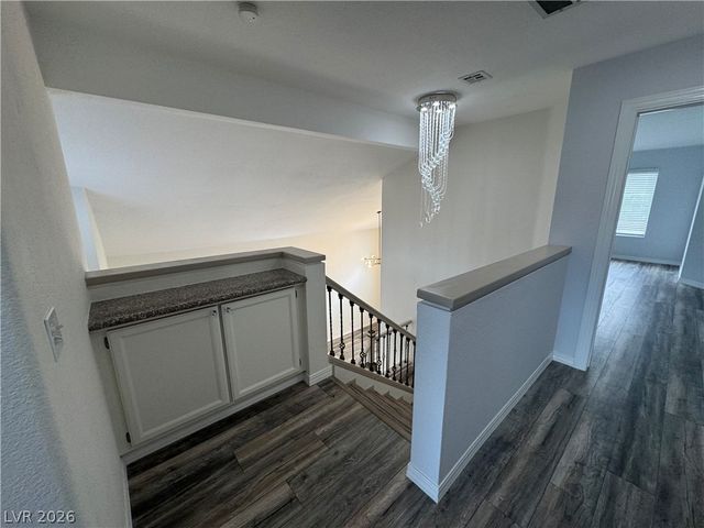 9712 English Saddle Circle, Las Vegas, NV 89117