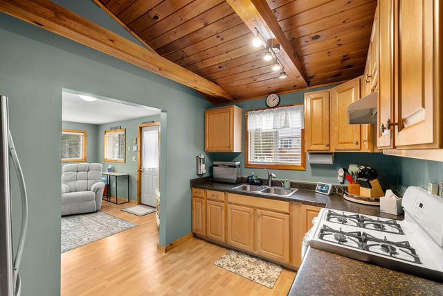 11 Avalon Road, Farmington, NH 03835