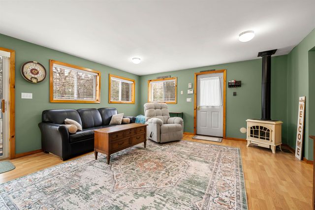 11 Avalon Road, Farmington, NH 03835