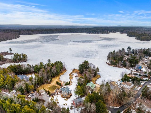 11 Avalon Road, Farmington, NH 03835