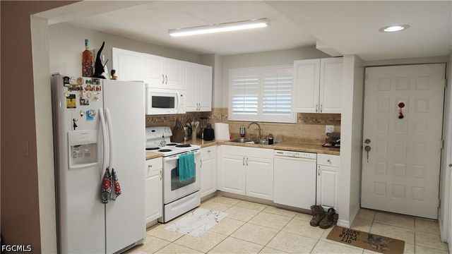 2121 Collier AVE 107, Fort Myers, FL 33901