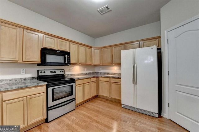 2749 Suttonwood Way, Buford, GA 30519