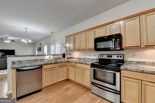 2749 Suttonwood Way, Buford, GA 30519