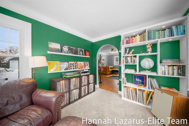 2104 College Avenue, Grand Rapids, MI 49507