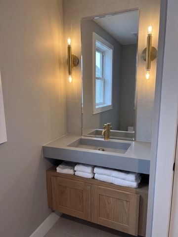 122 West Seventh St E, Boston, MA 02127