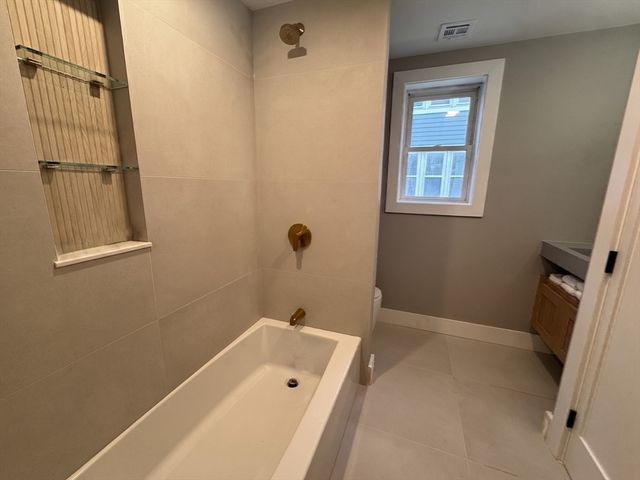 122 West Seventh St E, Boston, MA 02127
