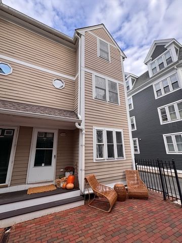 122 West Seventh St E, Boston, MA 02127