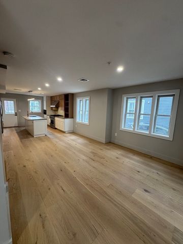 122 West Seventh St E, Boston, MA 02127