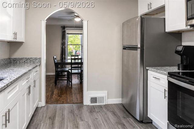 15417 Leona Drive, Redford, MI 48239