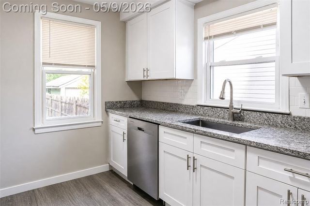 15417 Leona Drive, Redford, MI 48239