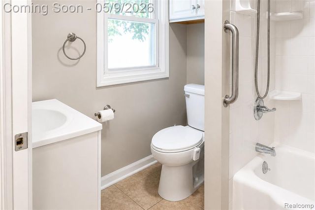 15417 Leona Drive, Redford, MI 48239