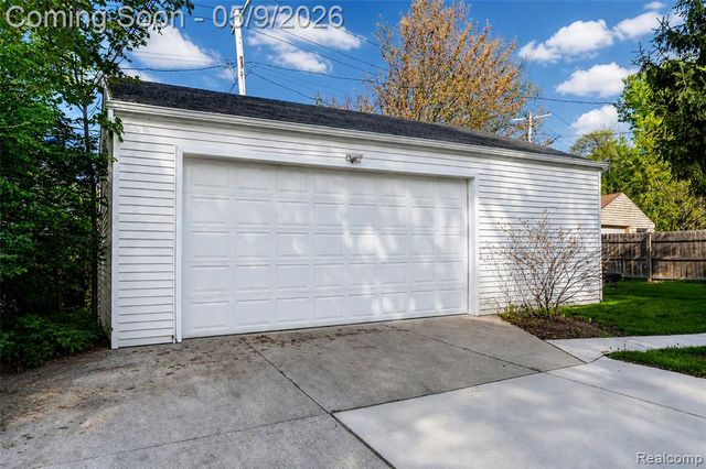 15417 Leona Drive, Redford, MI 48239