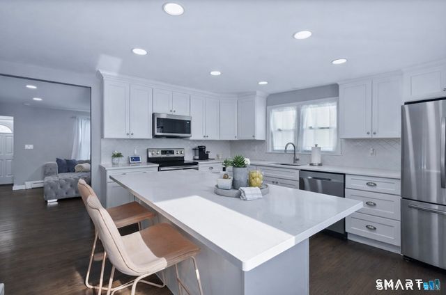 457 Summit Street, Bridgeport, CT 06606