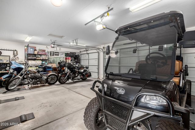 8979 W NICOLET Avenue, Glendale, AZ 85305