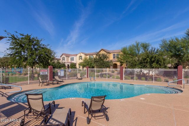 8979 W NICOLET Avenue, Glendale, AZ 85305