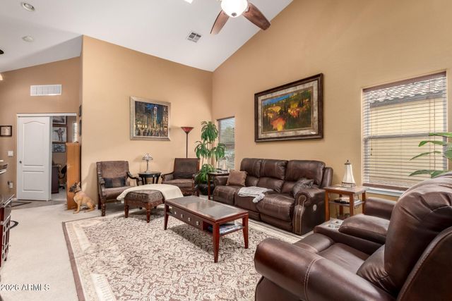 8979 W NICOLET Avenue, Glendale, AZ 85305